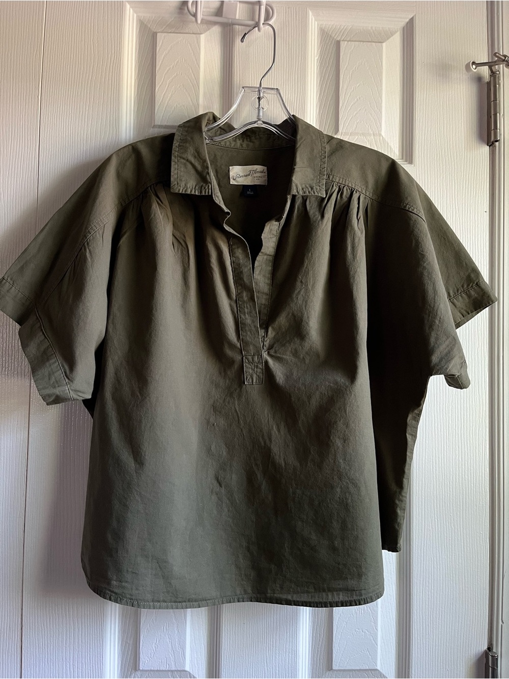 Universal Thread Olive Green Collared Shirt L